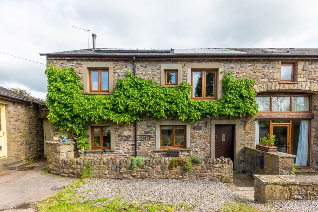 Collingholme Barn Cottage Image 0