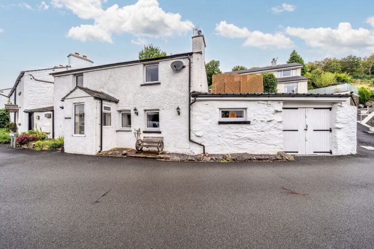 Mariners Cottage Back O The Fell Road Image